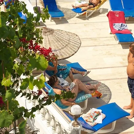 Roadhouse Apart-hotel Gümbet