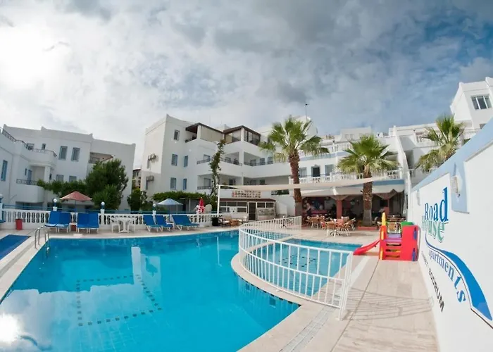 Roadhouse Apart Otel 2*