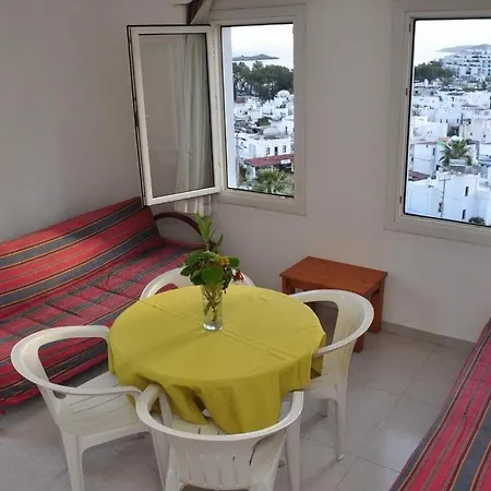 Aparthotel Roadhouse