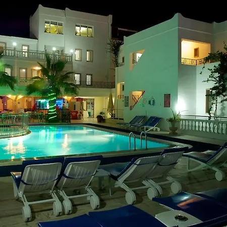 Aparthotel Roadhouse