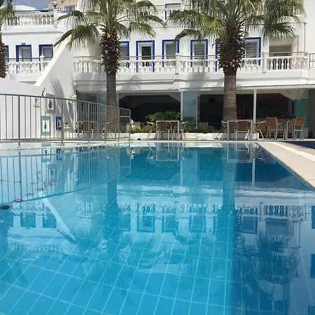 Aparthotel Roadhouse