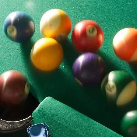 Aparthotel Roadhouse 2*