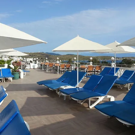 Roadhouse Aparthotel